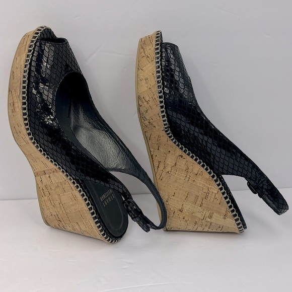 STUART WEITZMAN PATENT SNAKE PRINTED OPEN TOE WEDGE, BLACK, SIZE 8.5M, WOMEN’S - Picture 7 of 16